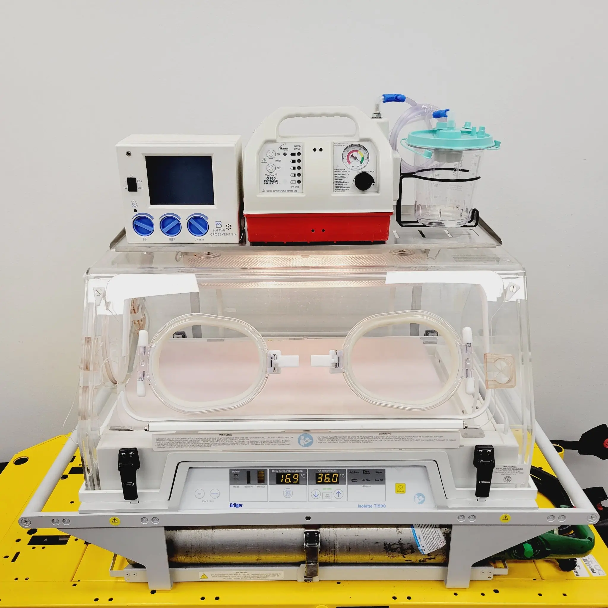Stryker Power Pro IT Ambulance Cot w/ Drager Isolette TI500 700LB Capacity 6516 - Image 3