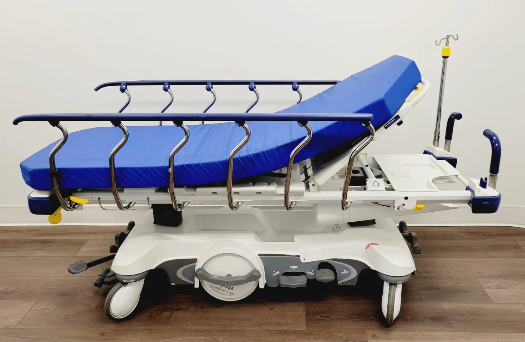Stryker stretcher 1115 Glideaway Big Wheel Stretcher 700Lb Capacity w/ Pad Certified - Image 8