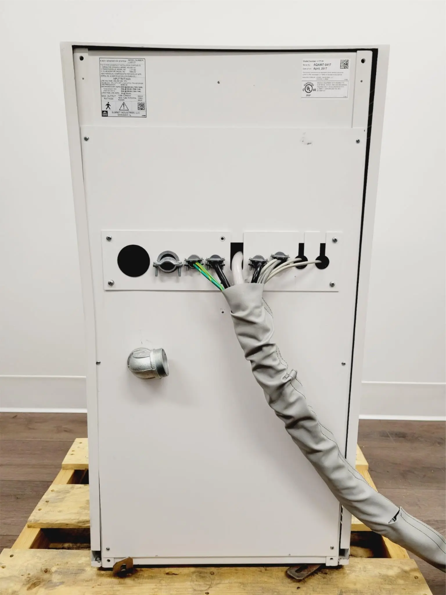 Summit Industries L177-03 Systems Cabinet & Generator - Image 4