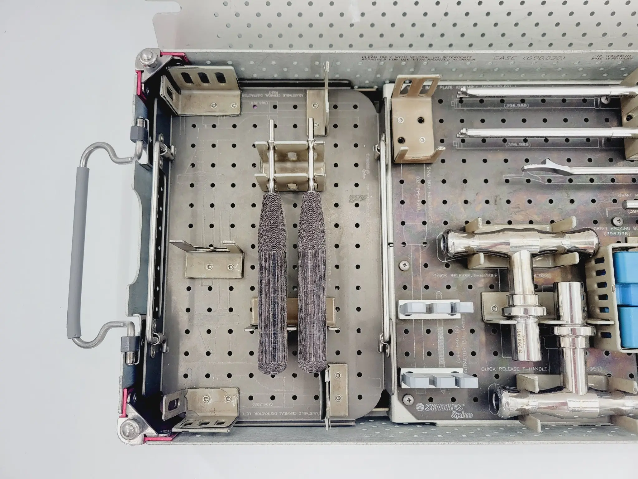 Synthes 105.778 Anterior Cervical Fusion Instrument Set - Image 4