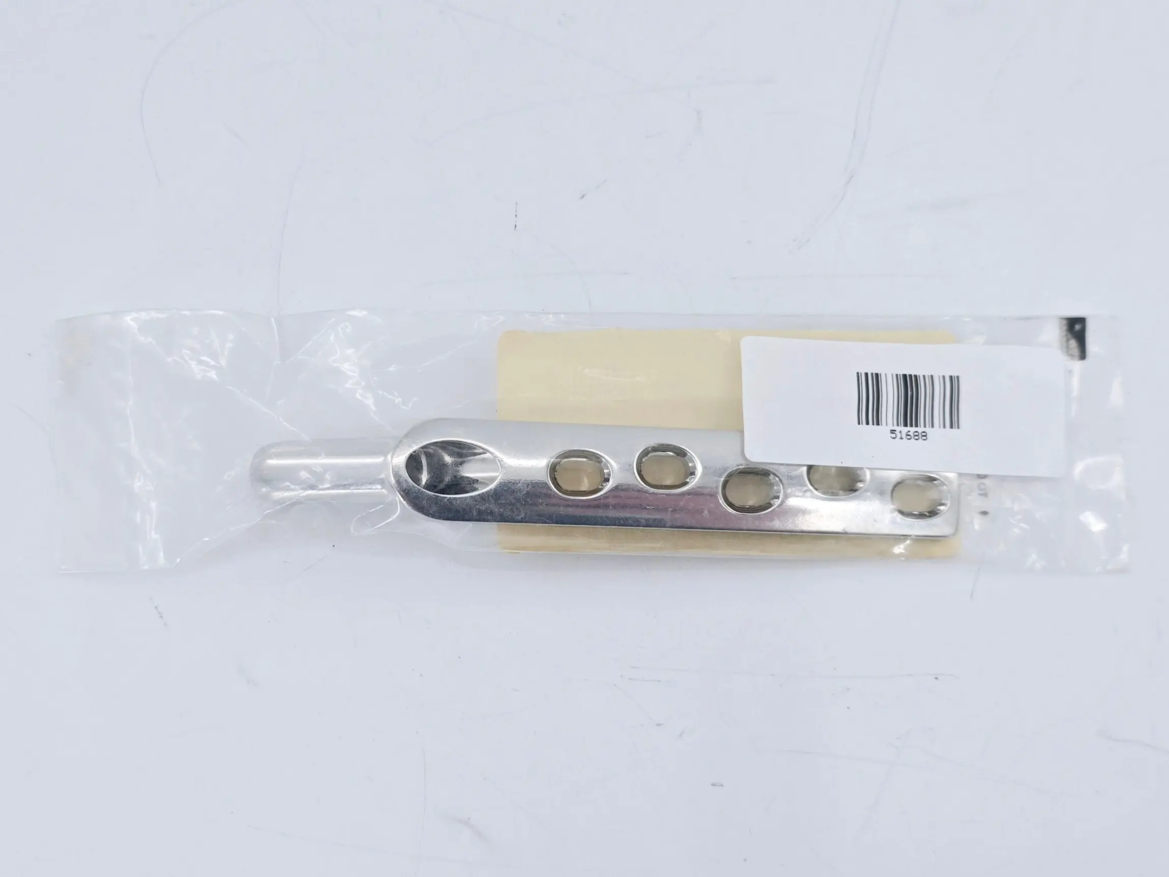 Synthes 281.35 145° DHS Plate-Standard Barrel 5 Holes/94mm - Image 3