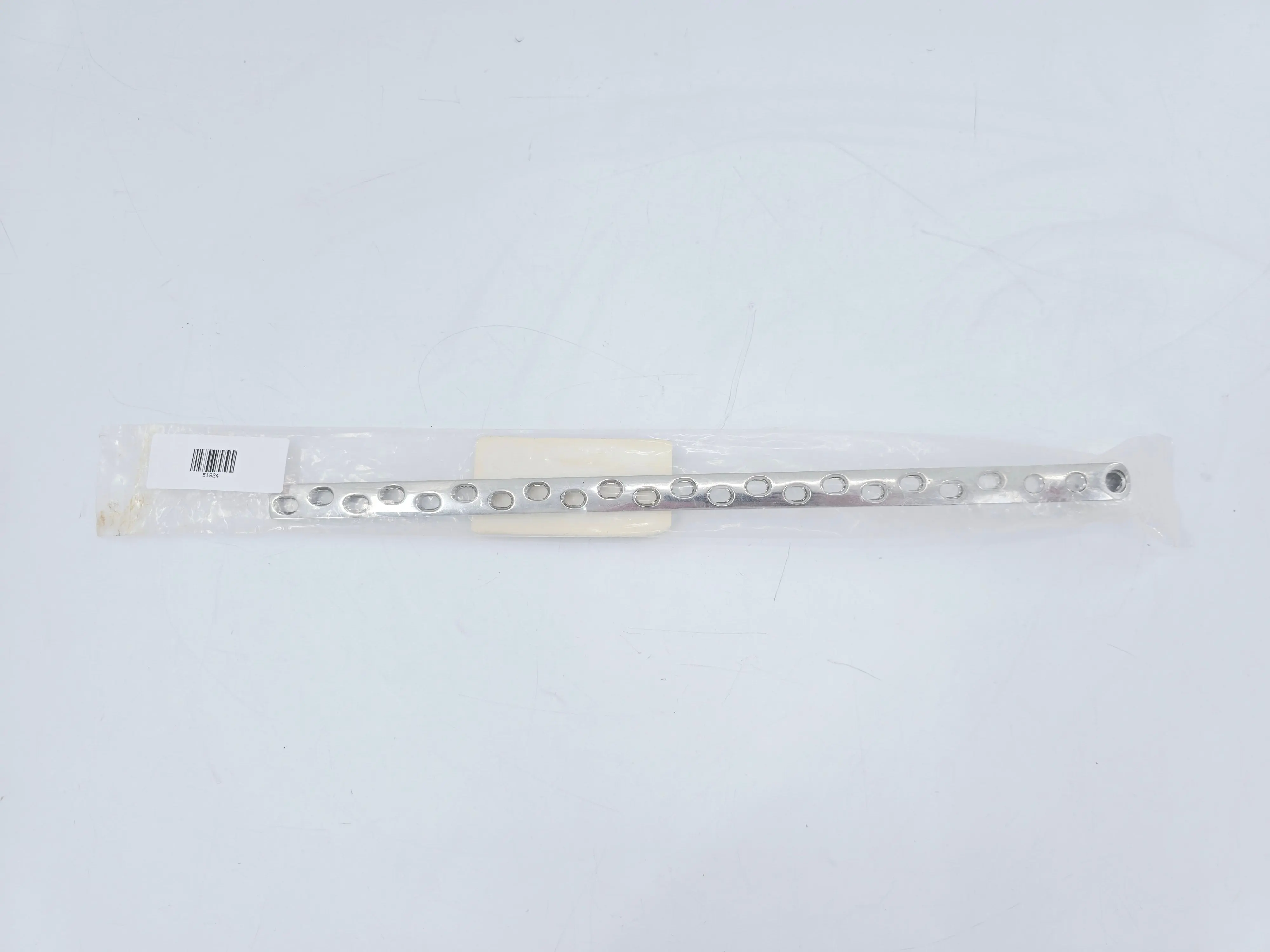 Synthes 281.99 95° DCS Plate 22 Holes/370mm - Image 3