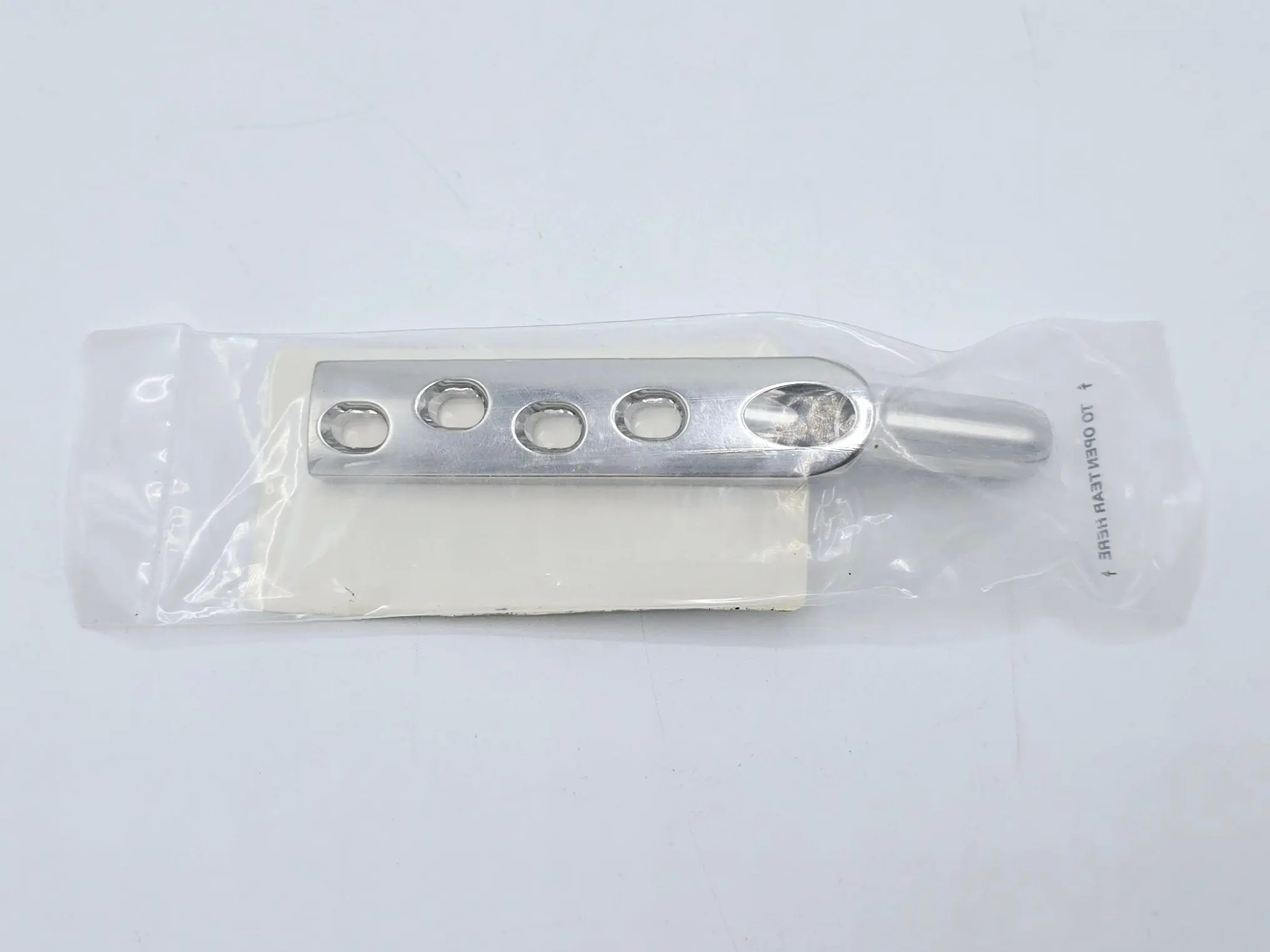 Synthes 281.34 145° DHS Plate-Standard Barrel 4 Holes/78mm - Image 3