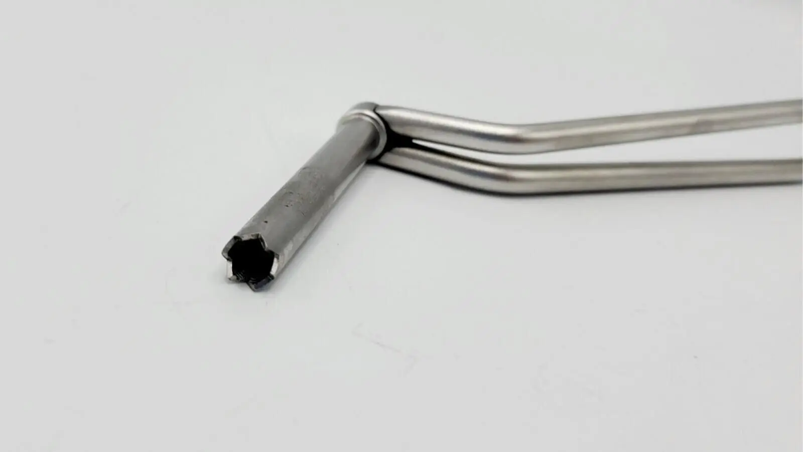 Synthes 312.45 Tap Sleeve 4.5mm Orthopedic  5" Excellent Condition - Image 4