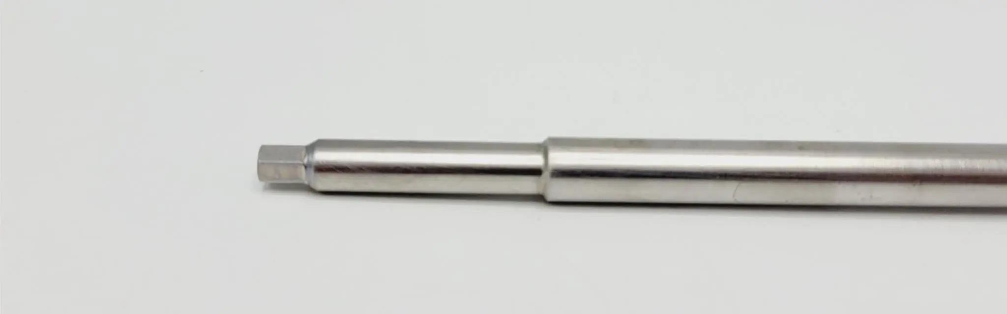 Synthes 314.04 Hexagonal Driver Shaft 4.0mm 10-5/8" - Image 2