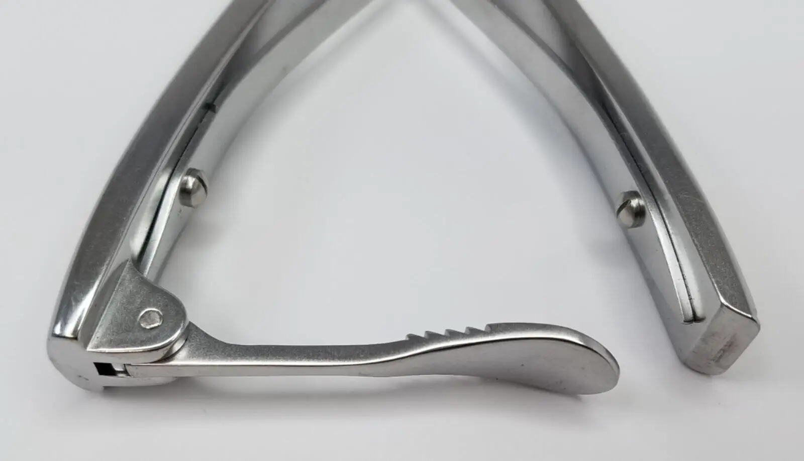 Synthes 329.17 Orthopedic Mandible Bending Pliers with Ratchet 7" - Image 3