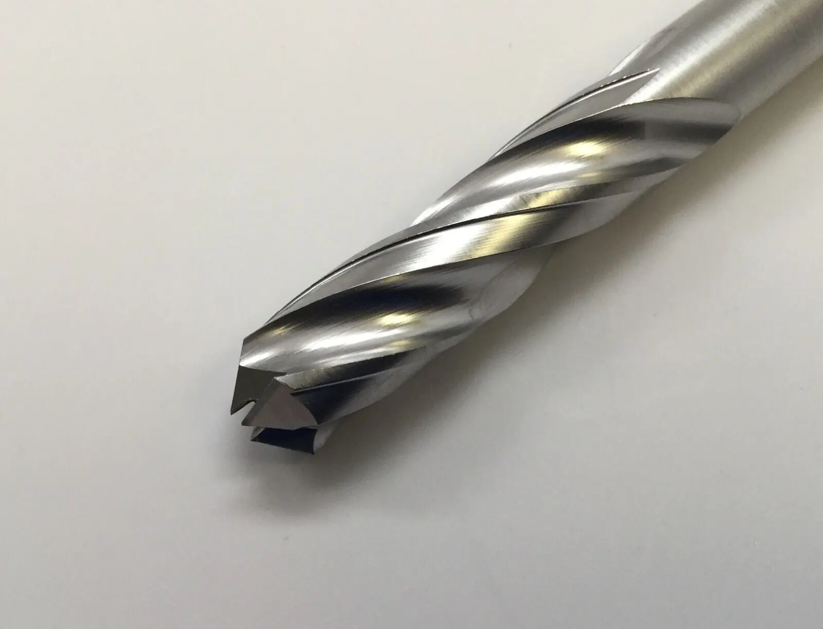 Synthes 360.06S 11mm Cannulated Surgical Drill Bit 190mm - Image 3