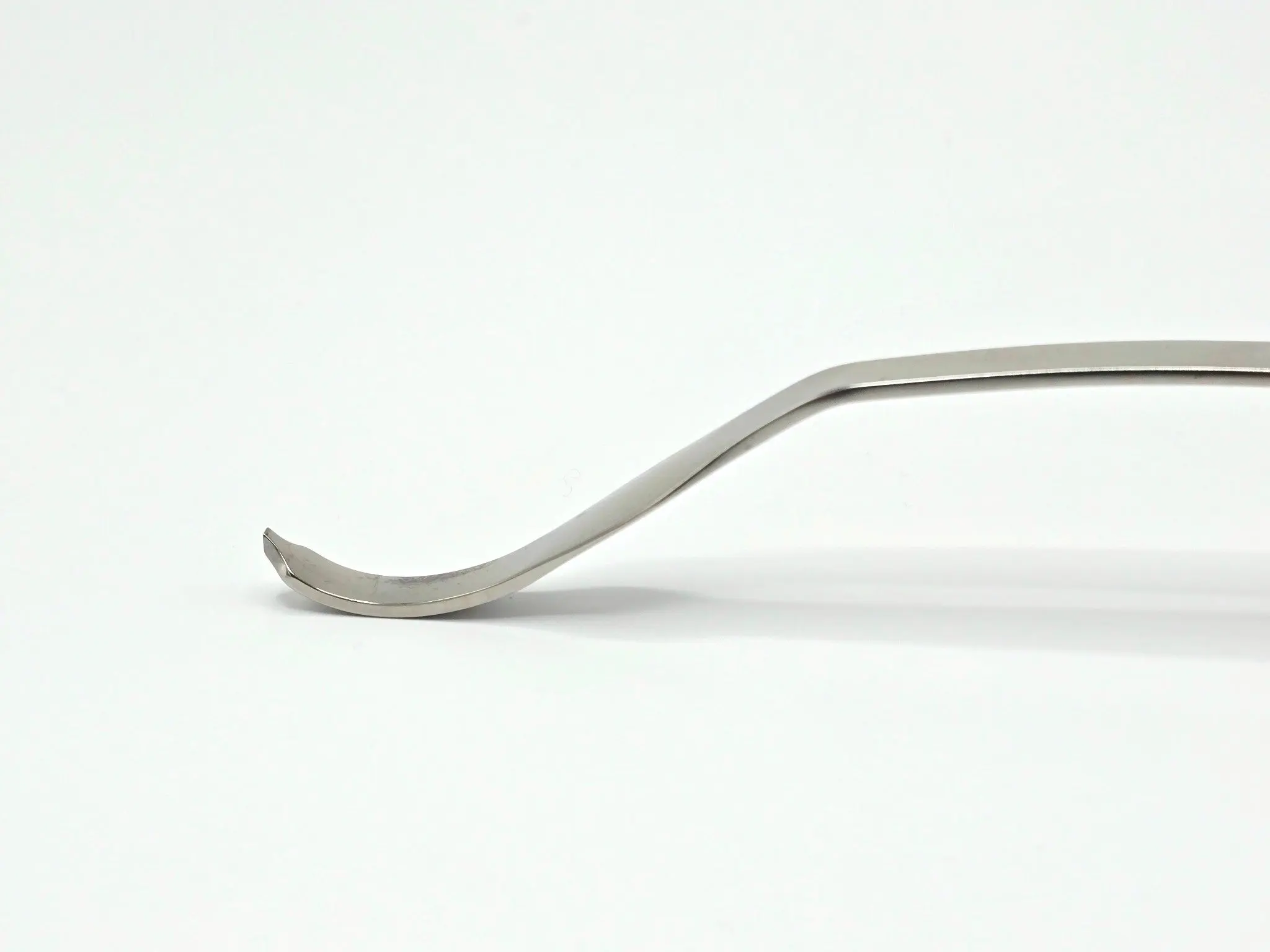 Synthes 399.197 Hohmann Retractor 8mm Narrow Tip 215mm - Image 2