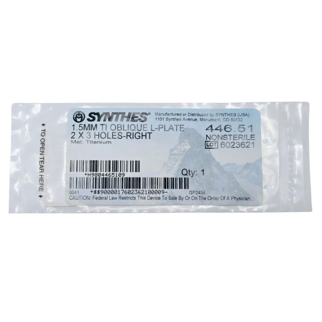 Synthes 446.51 1.5mm TI Oblique L-Plate 2 x 3 Holes-Right