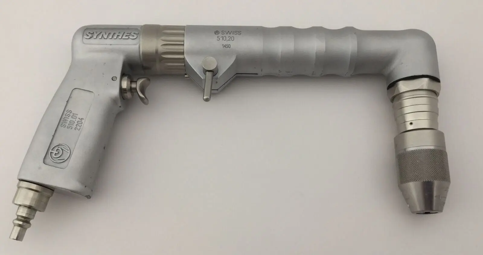 Synthes 510.20 Drill with Adaptor 90 Degree, Hose and Accessories - Image 4