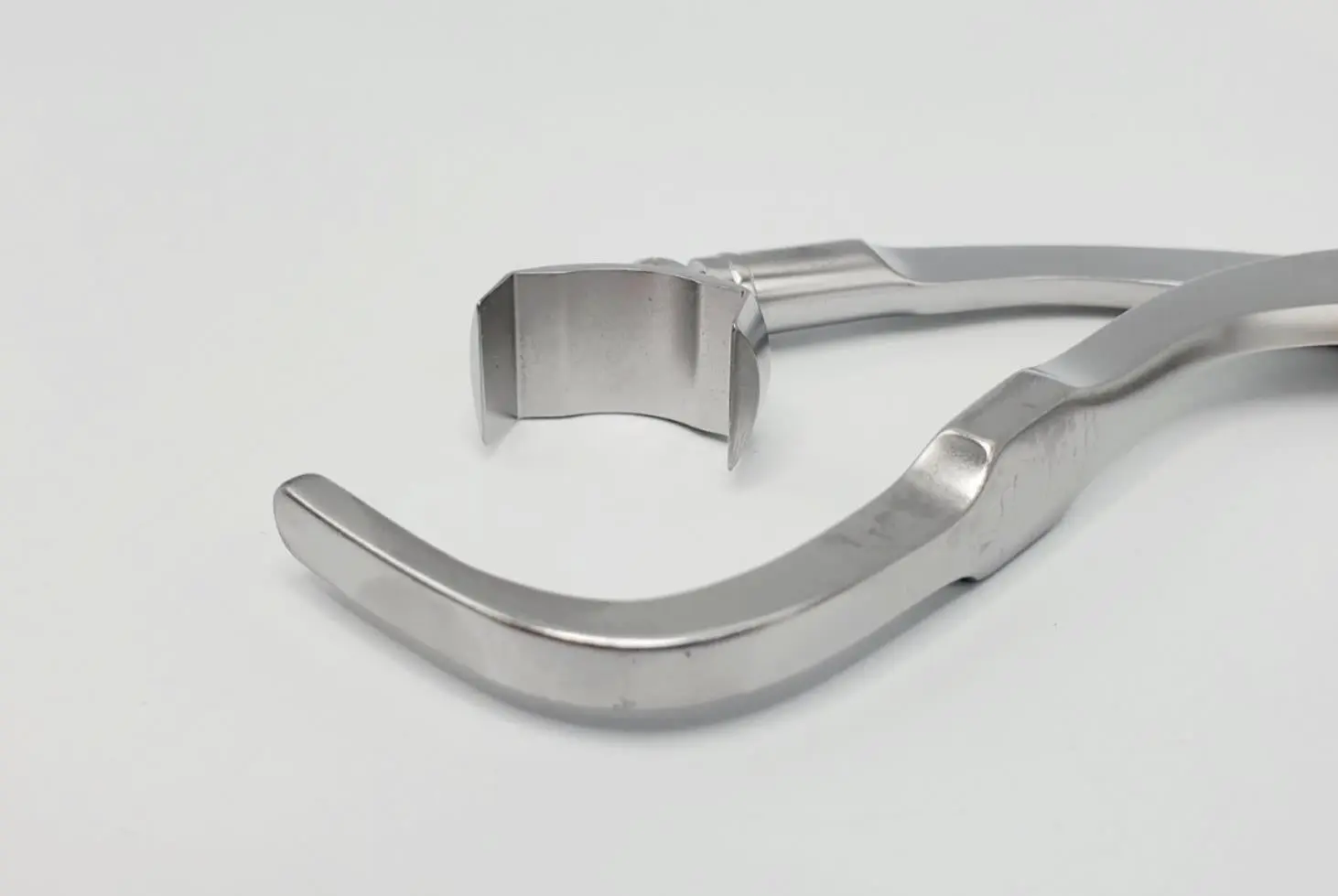 Synthes Holding Forceps 398.814 with Swivel Foot Size 3 Orthopedic - Image 4