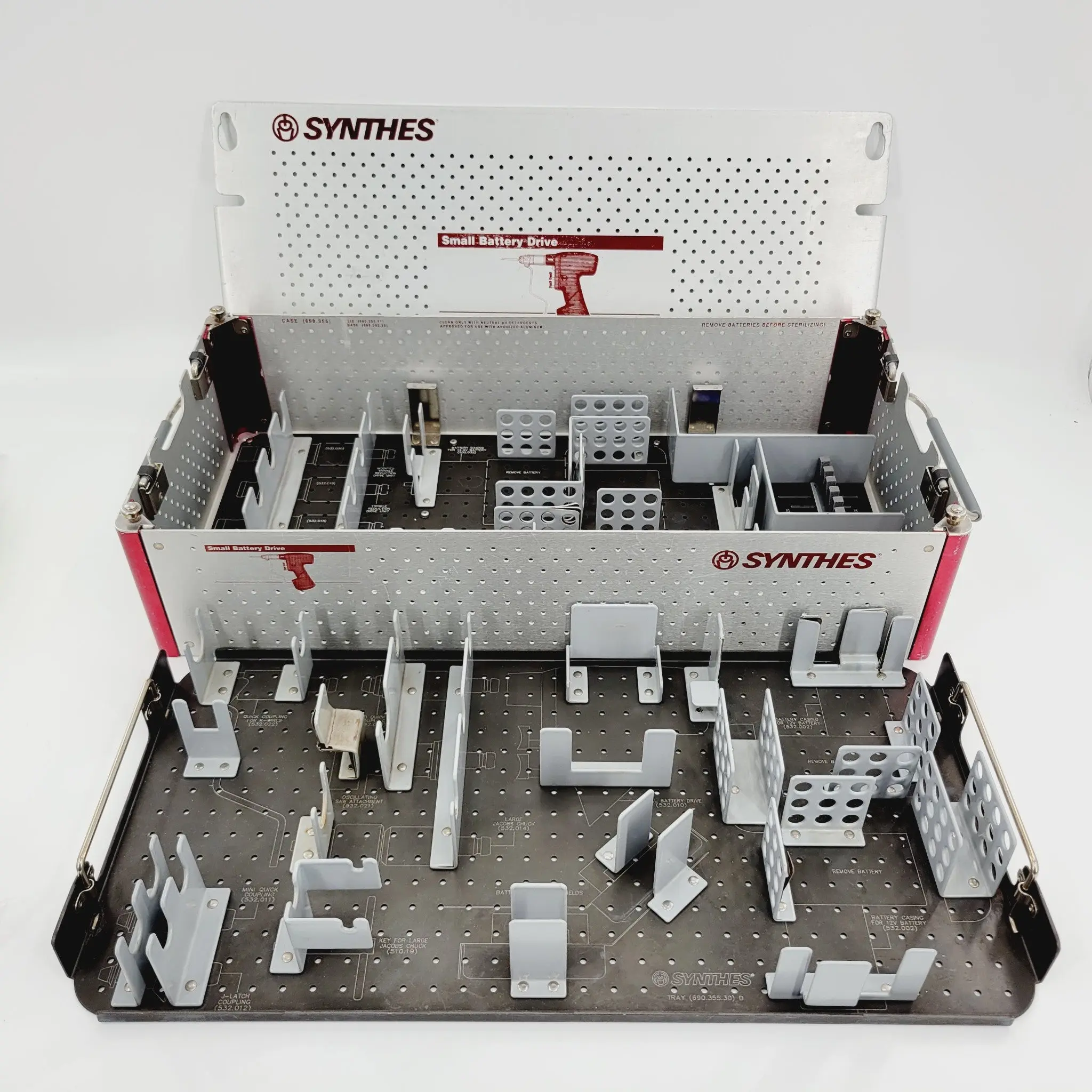 Synthes Small Battery Driver Sterilization Case 20-3/8" x 10" x 5" - Image 4