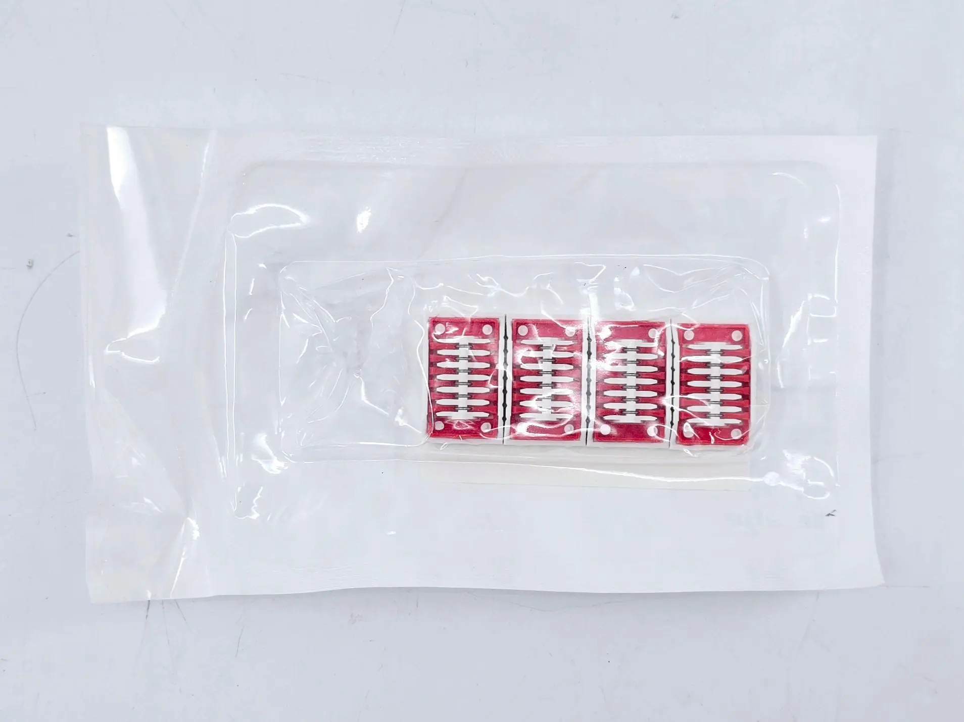 Teleflex 001205 Horizon 24 Small Titanium Ligating Clips w/ Adhesive Back - Image 3