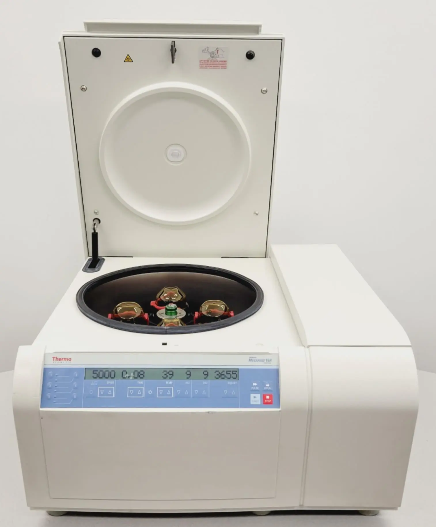 Thermo Fisher Scientific Heraeus Megafuge 16R Refrigerated Benchtop Centrifuge 75004271 - Image 4