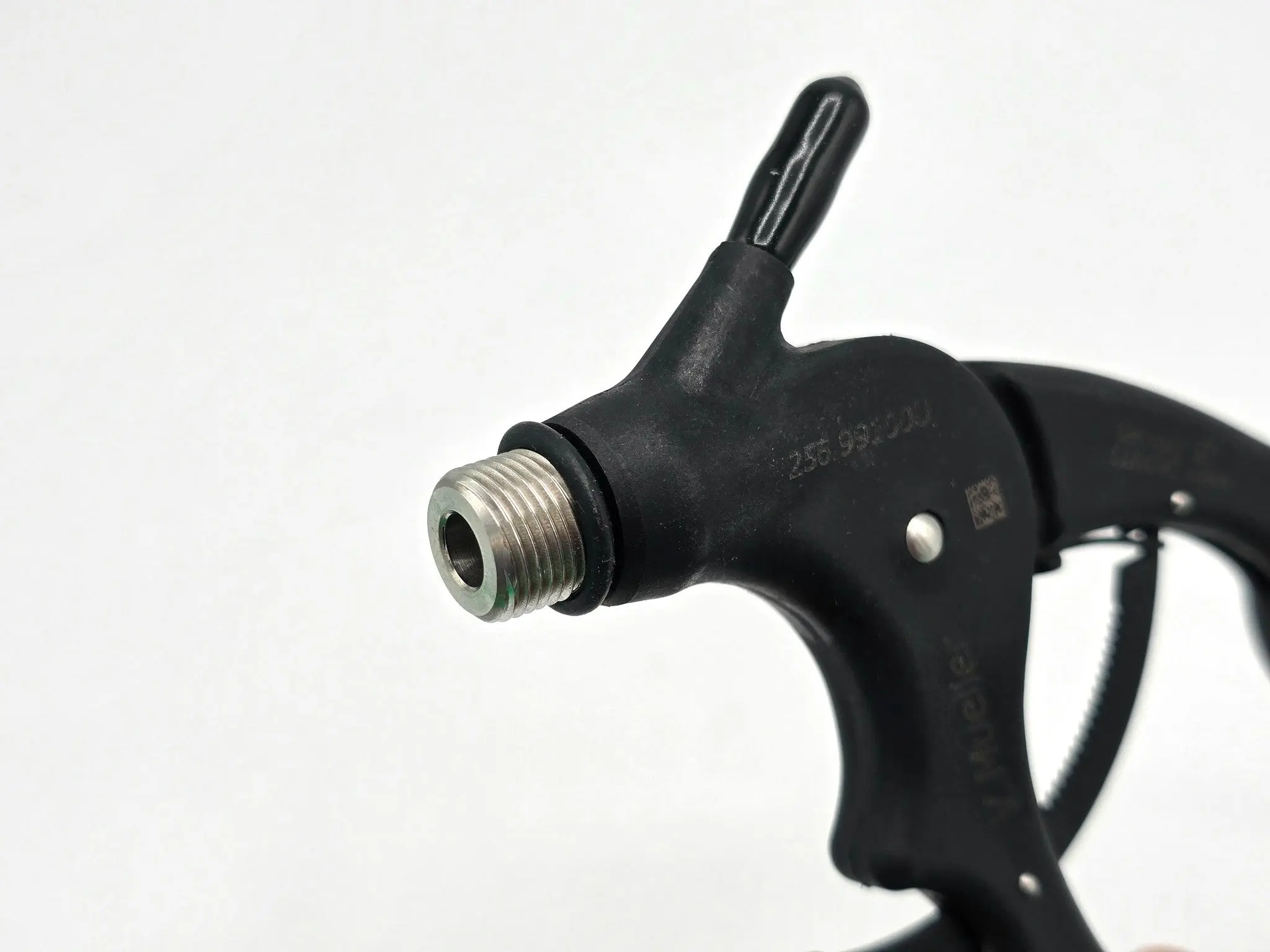 V. Mueller 256.99100U Locking Handle with Insulation and Cautery - Image 2