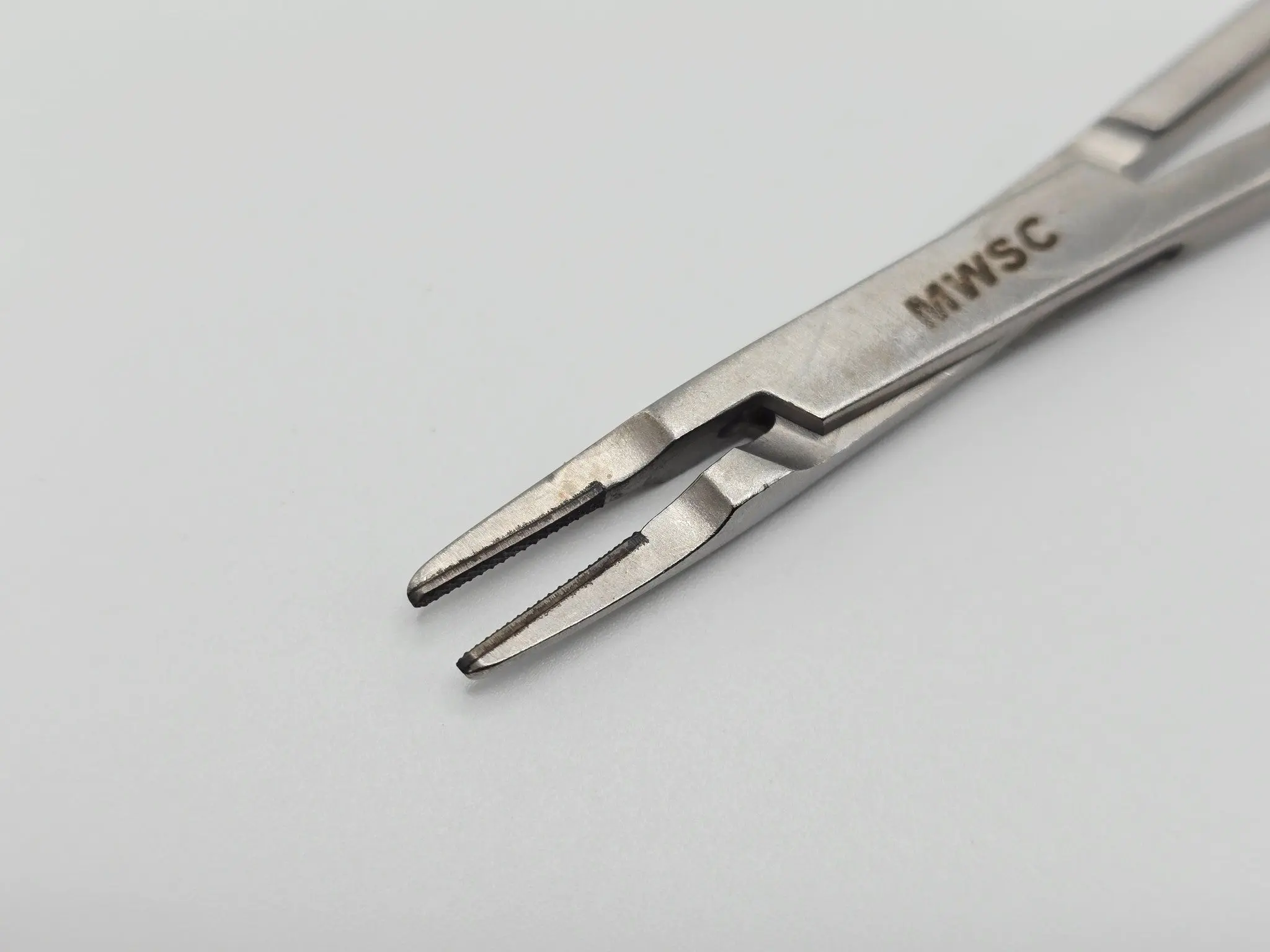 V. Mueller CH2510 Vital Ryder Needle Holder Serrated Inserts Narrow Jaws - Image 3