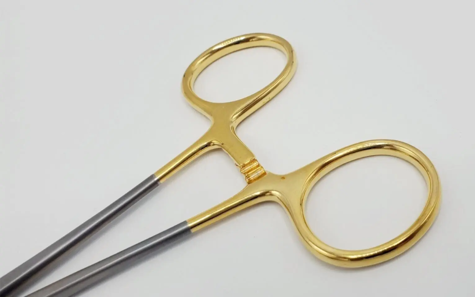V. Mueller CH2535 Vital Rubio Twister Forceps Serrated 3,600 Teeth 5-1/4" - Image 4
