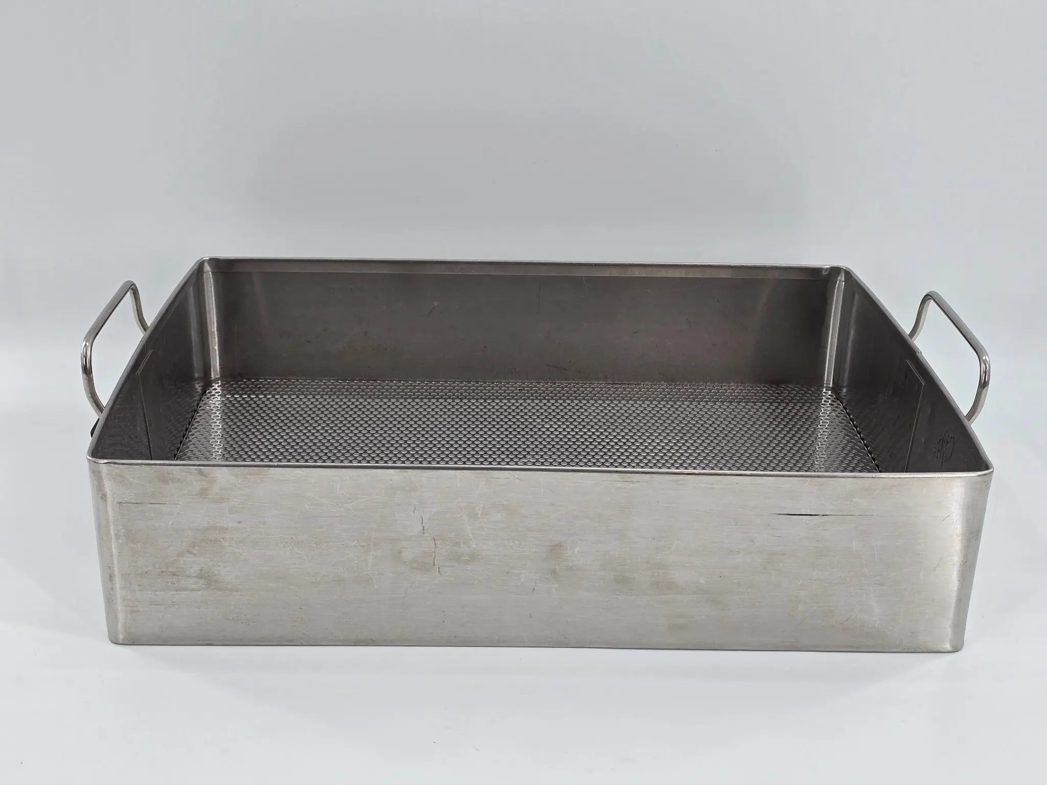 V. Mueller Genesis Sterilization Container with Basket 18 x 12.5 x 6 - Image 5