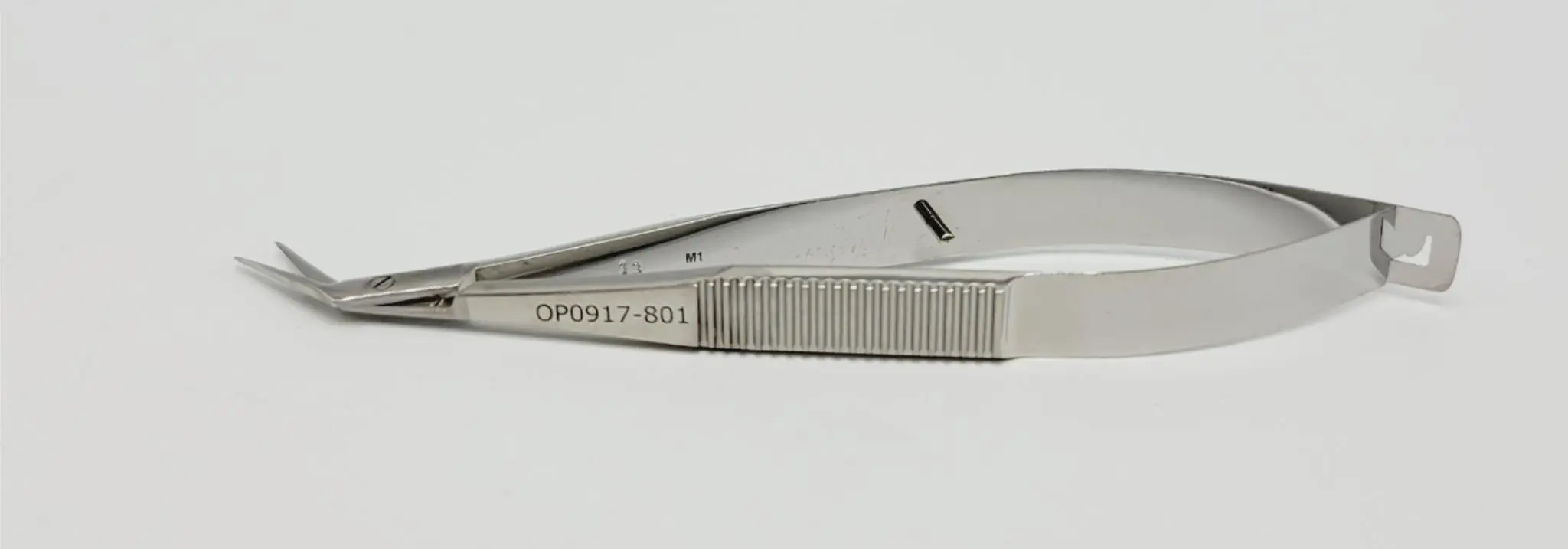 V. Mueller OP0917-801 Castroviejo Scissors Angled Blunt Flat Serrated 4-1/2" - Image 4