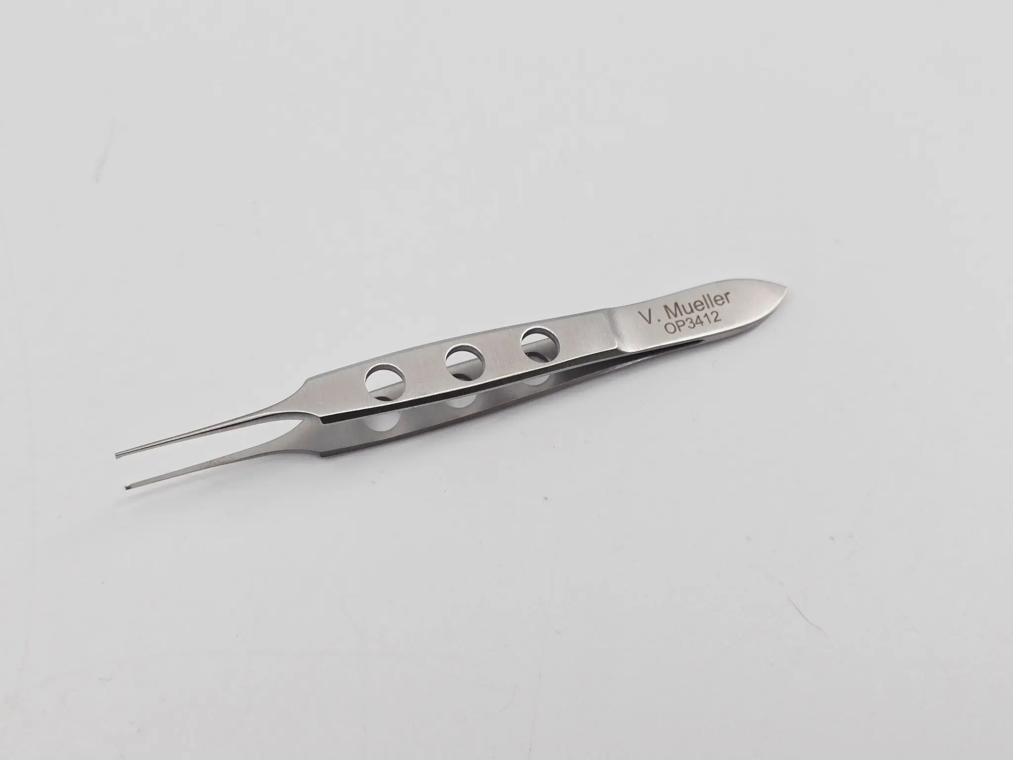 V. Mueller OP3412 Bishop-Harman Iris Forceps Delicate, Straight 3 3/8" - Image 3