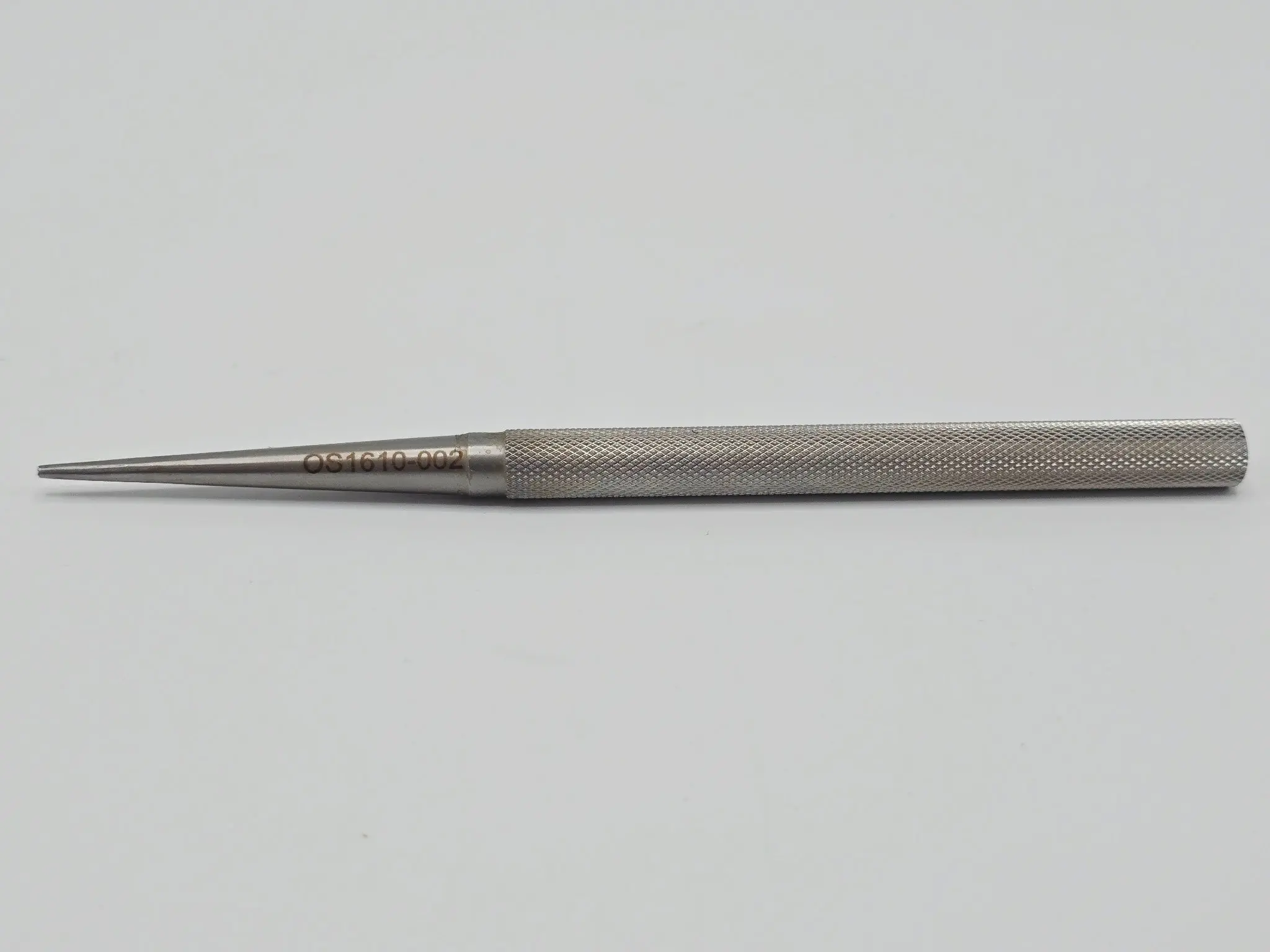 V. Mueller OS1610-002 Bone Tamp 2 mm Cross Serrated Tip 6.25 in - Image 4
