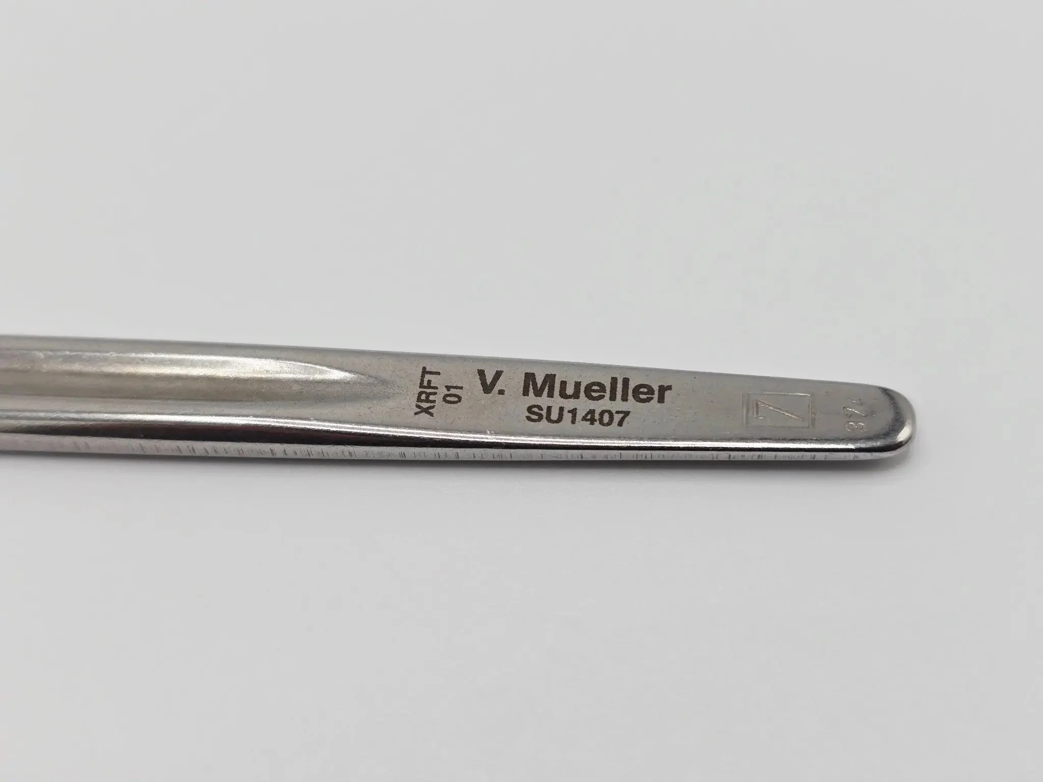 V. Mueller SU1407 Knife Handle No 7 Stainless Steel 6 3/8 Inch Surgical Tool - Image 4