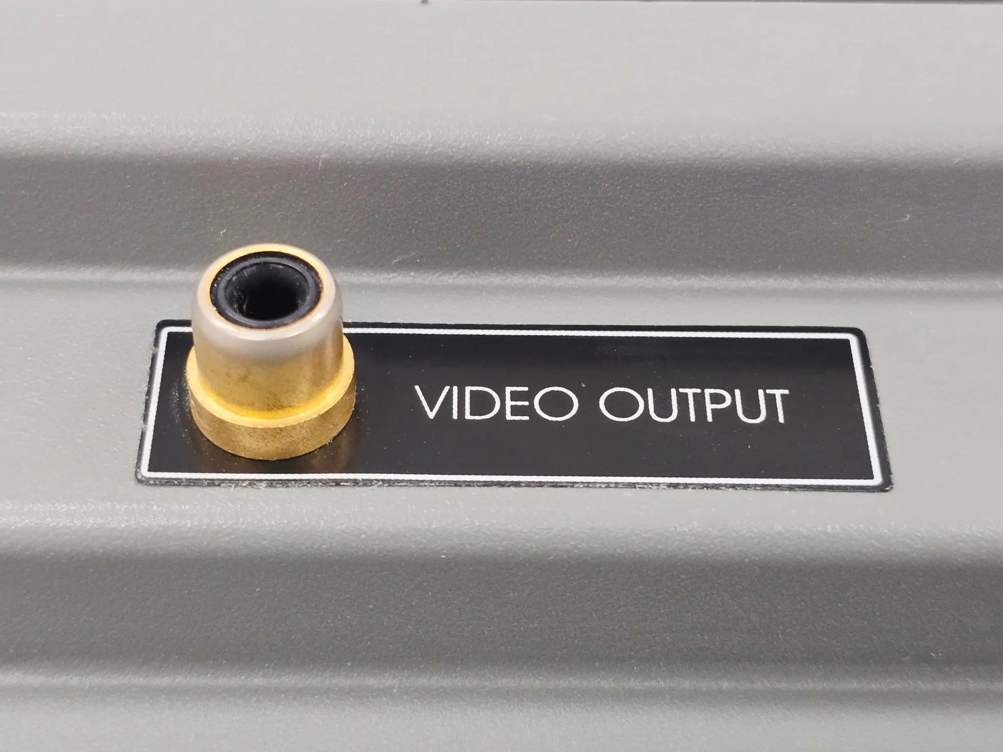 Verathon Glidescope Portable GVL Video Monitor with Two Laryngoscope Blades - Image 8