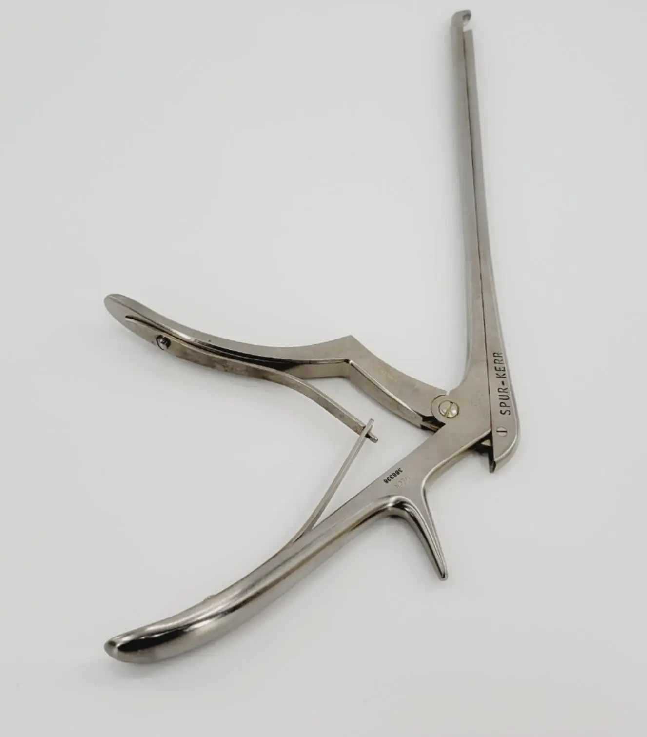 Weck 388336 Spurling Kerrison Laminectomy Rongeur Angled Forward 6mm 11" - Image 3