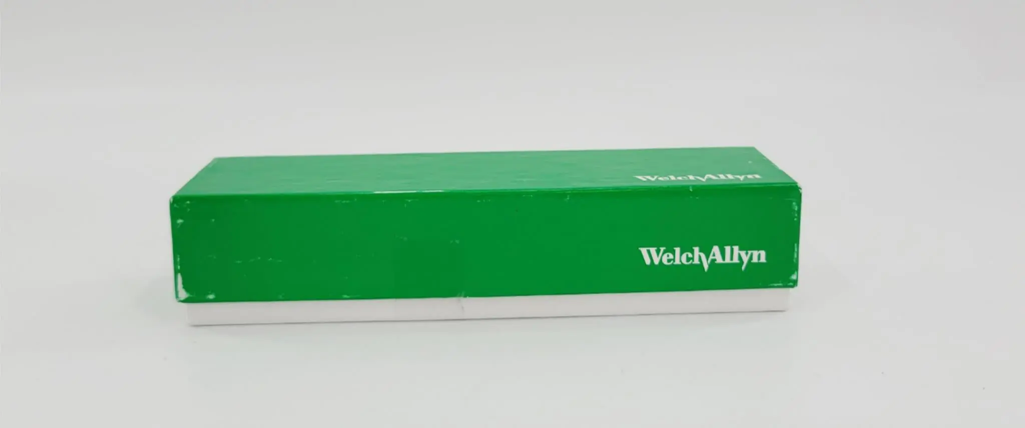 Welch Allyn 60400 Penlight Laryngoscope Handle 2.5V Uses AA Batteries - Image 4