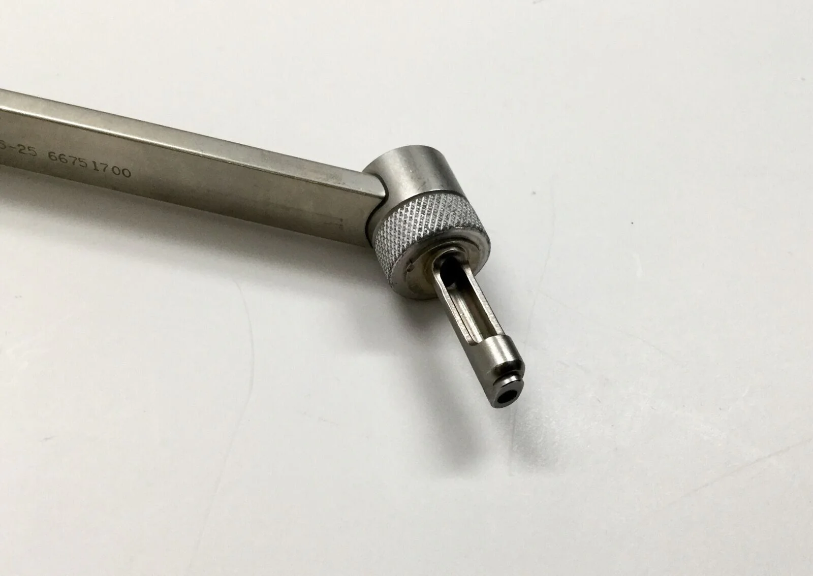 Zimmer 2345-35-25 ECT 3.5mm Drill Guide Orthopedic - Image 4