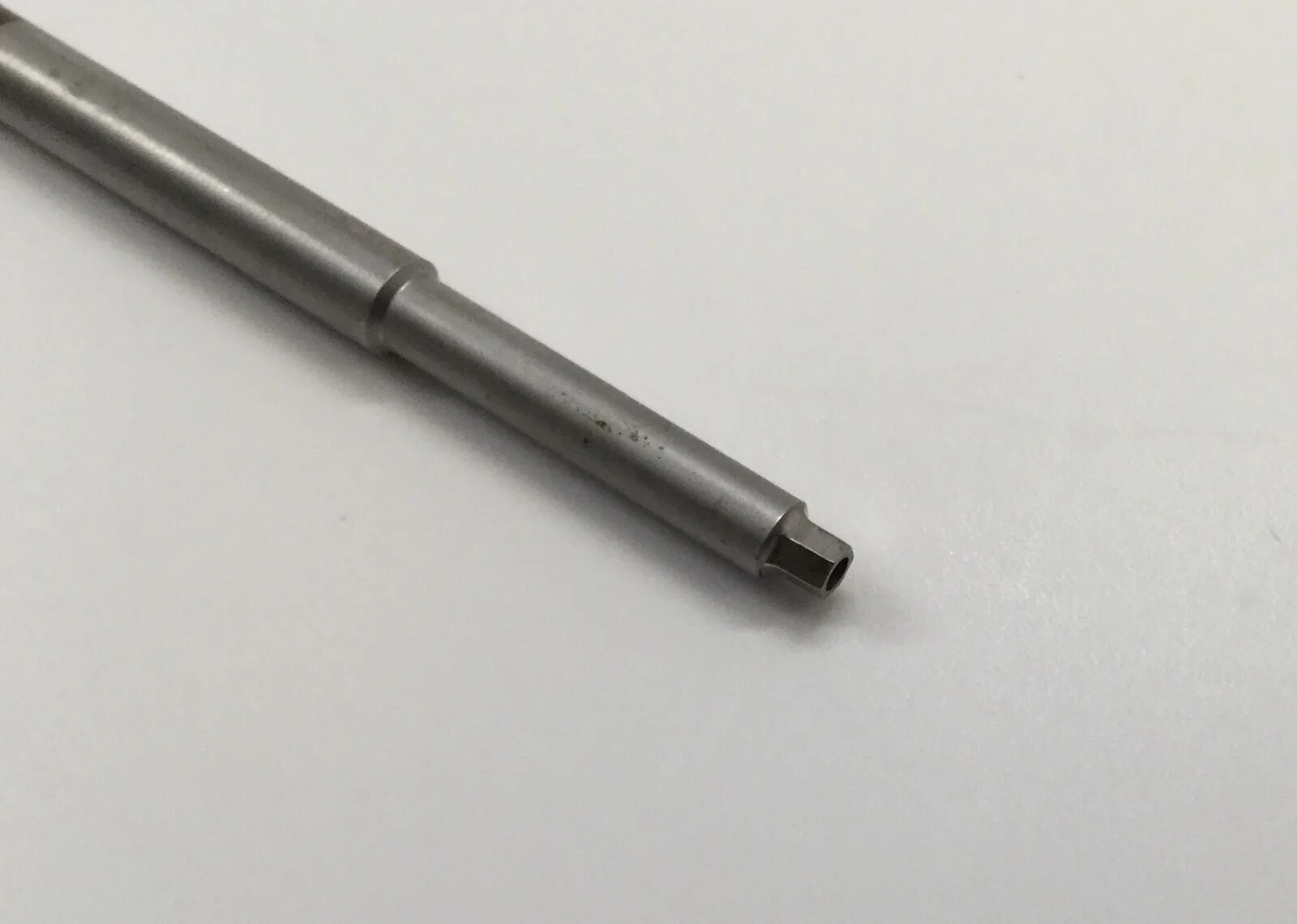 Zimmer 2360-166-25 Standard Hex Surgical Driver 2.5mm - Image 3