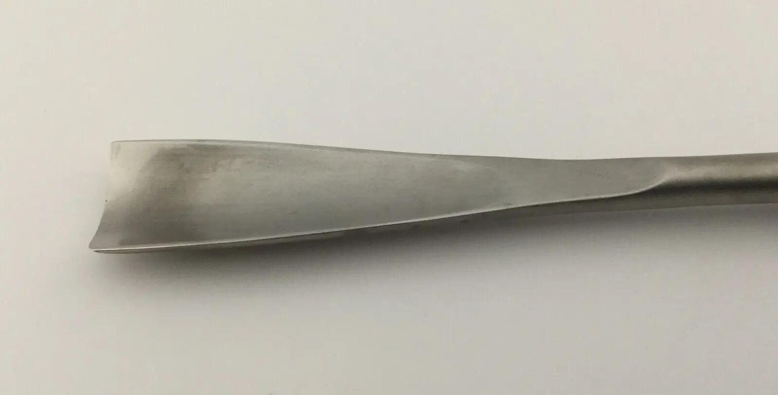 Zimmer 2814-03 Straight Gouge 19mm Orthopedic 8" - Image 3