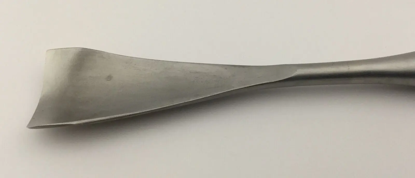 Zimmer 2814-05 Straight Gouge 32mm Orthopedic - Image 3