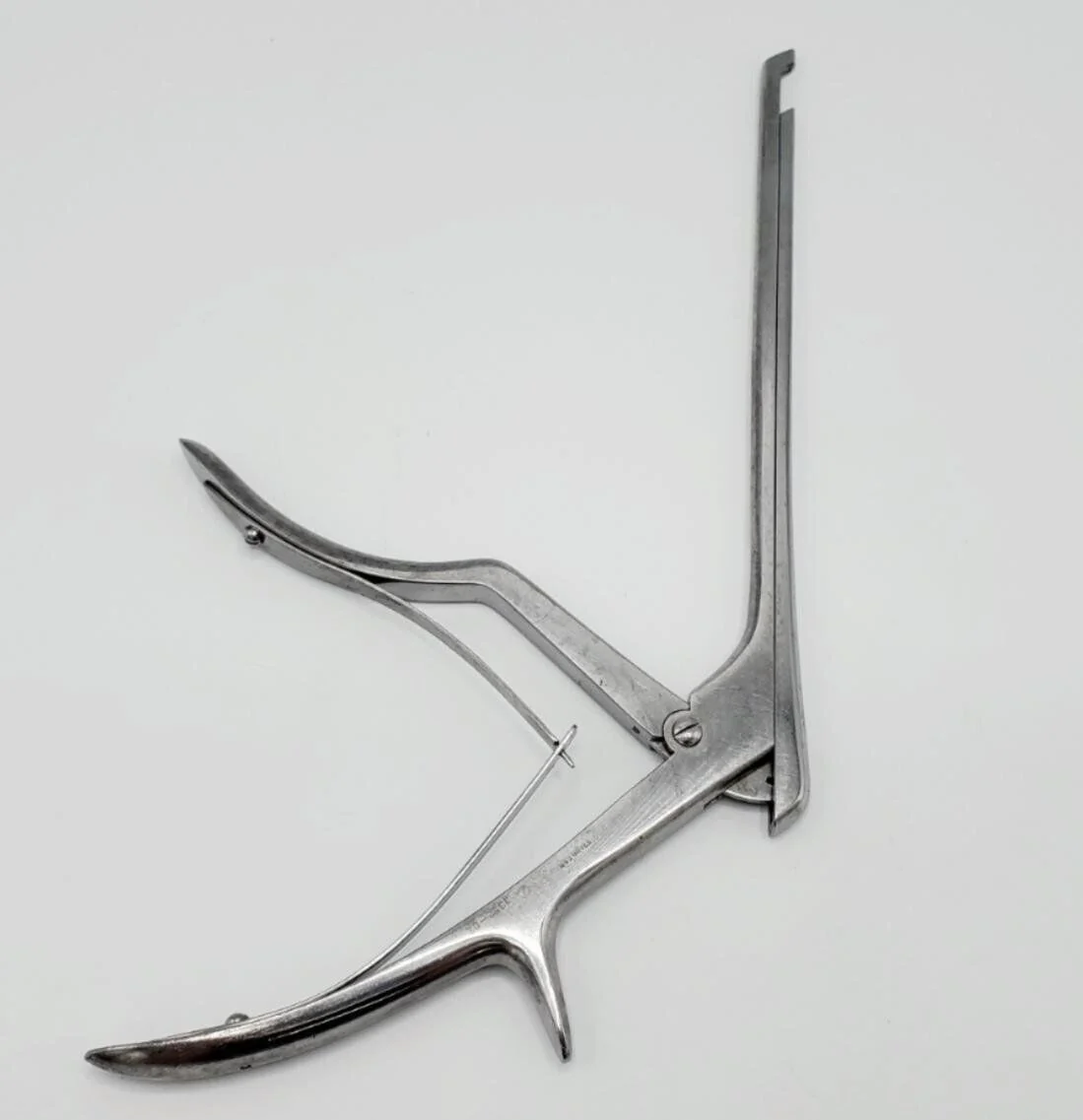 Zimmer 3352-02 Kerrison Rongeur 7mm x 5mm Up Bite 45° Angle Orthopedic 12" - Image 3