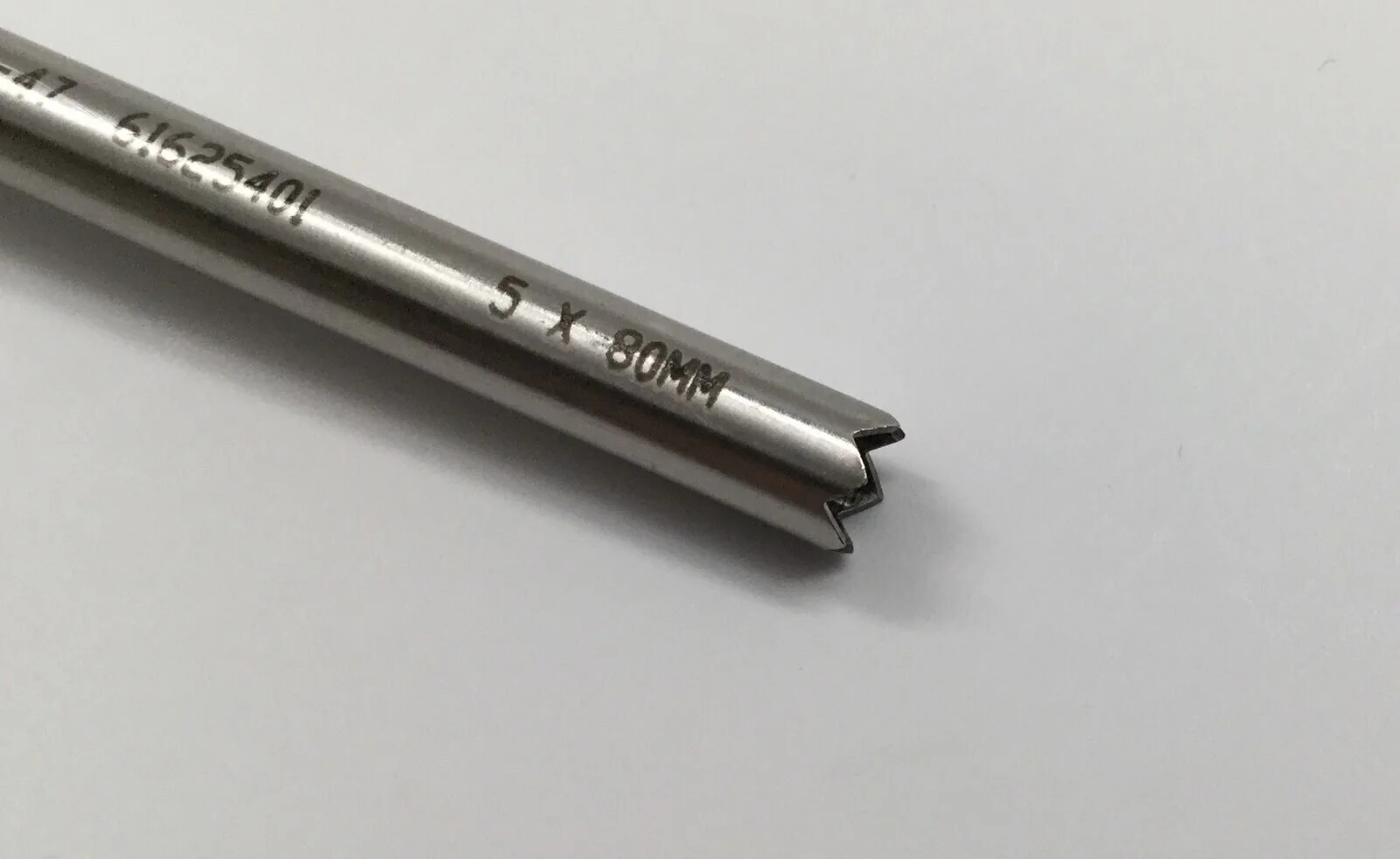 Zimmer 4450-47 5 x 80mm Drill Sleeve Orthopedic 3-1/4" - Image 3