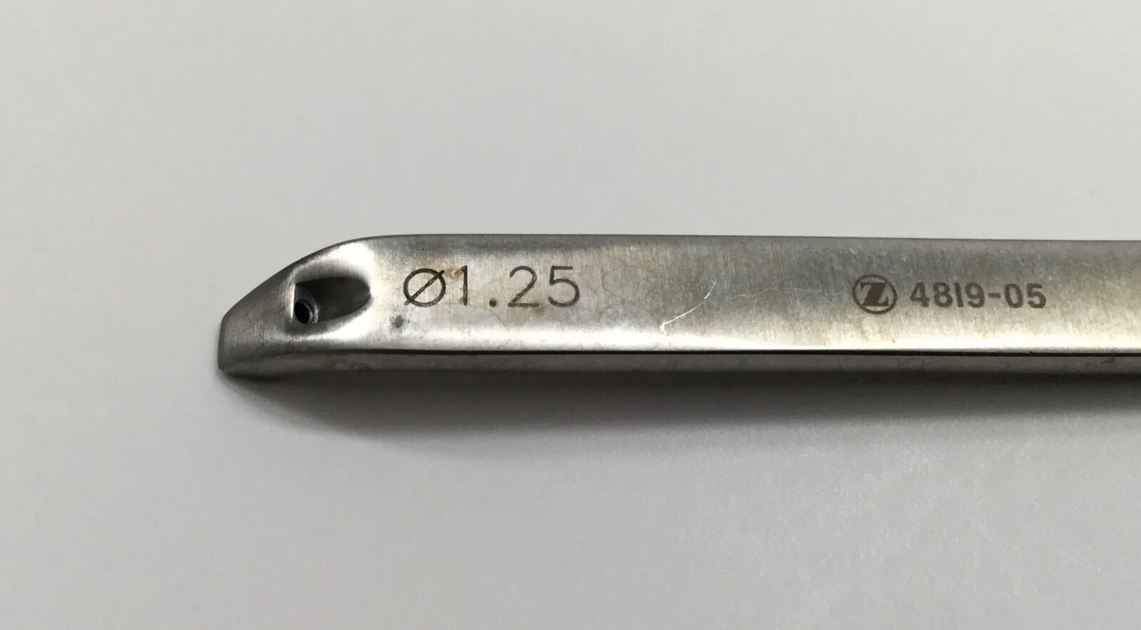 Zimmer 4819-05 0.8mm & 1.25mm Double Sided Bending Iron Orthopedic - Image 3